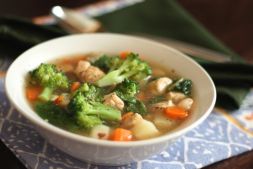 Изображение рецепта Суп овощной с куриными крылышками