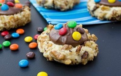 Изображение рецепта Ореховое печенье с шоколадной пастой и M&M's