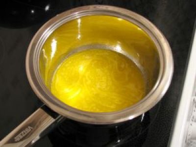 Масло растопите.