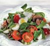 По желанию салат слегка «припорошить» обжаренными кедровыми орешками или семенами кунжута.