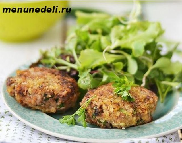 Котлеты из куриного фарша с сыром и зеленью рецепт пошагово Котлеты из куриного фарша с сыром и зеленью рецепт пошагово