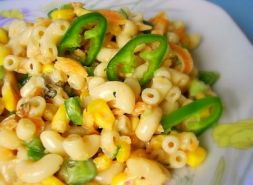 Изображение рецепта Салат с макаронами и кукурузой