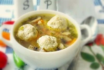 Изображение рецепта ''Сырный суп с грибами и фрикадельками''