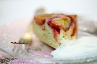 Изображение рецепта ''Сметанно-бисквитный пирог со сливами  ''