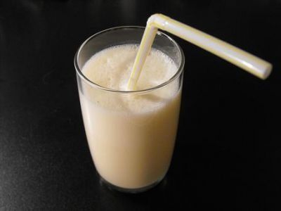 Изображение рецепта ''Легкий грушево-банановый молочный коктейль''