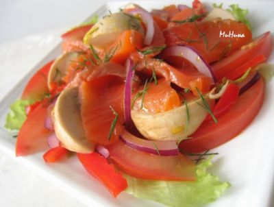 Изображение рецепта ''Красная рыба с помидорами и шампиньонами''