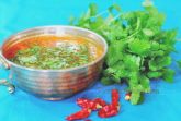 Пикантный томатный суп с рыбой