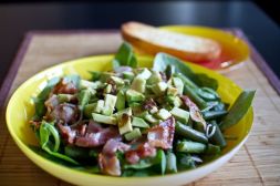 Изображение рецепта Салат с беконом и авокадо