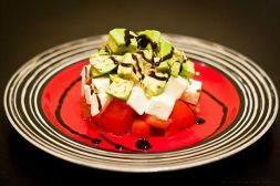 Изображение рецепта Салат из авокадо, помидоров и моцареллы
