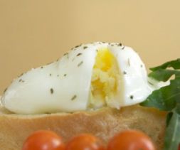 Изображение рецепта Микроволновка + яйцо: разнообразим обед в офисе